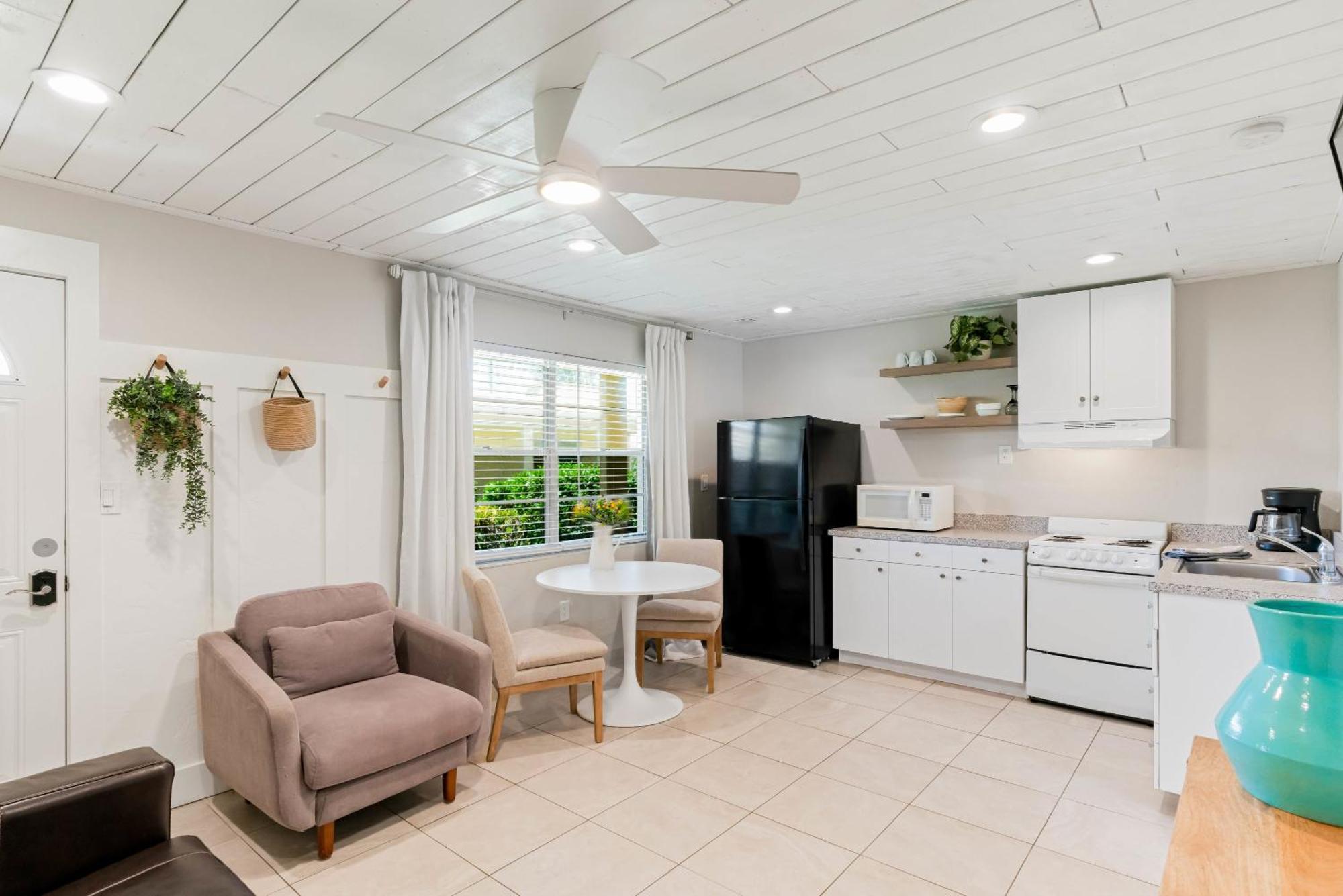 Beachside Retreat W Heated Pool St. Pete Beach Exterior photo